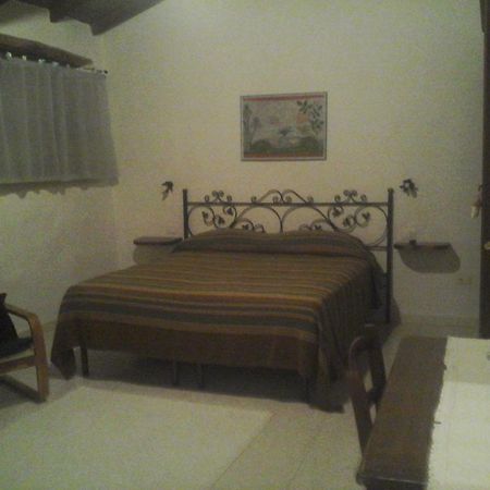 Locanda La Rosa Pauli Arbarei Экстерьер фото