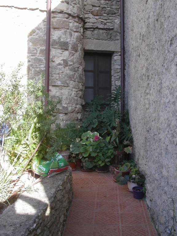 Locanda La Rosa Pauli Arbarei Экстерьер фото